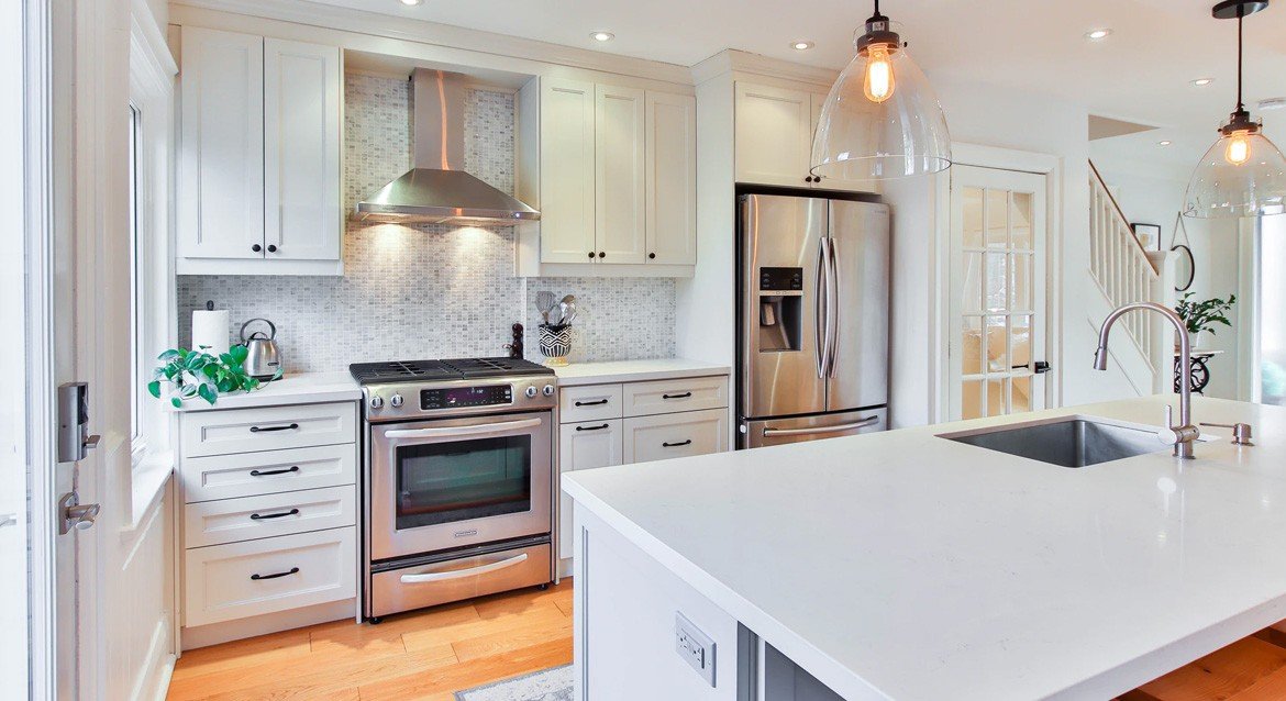 5 Bedroom 3 Bath Apartment for Rent in Holtville