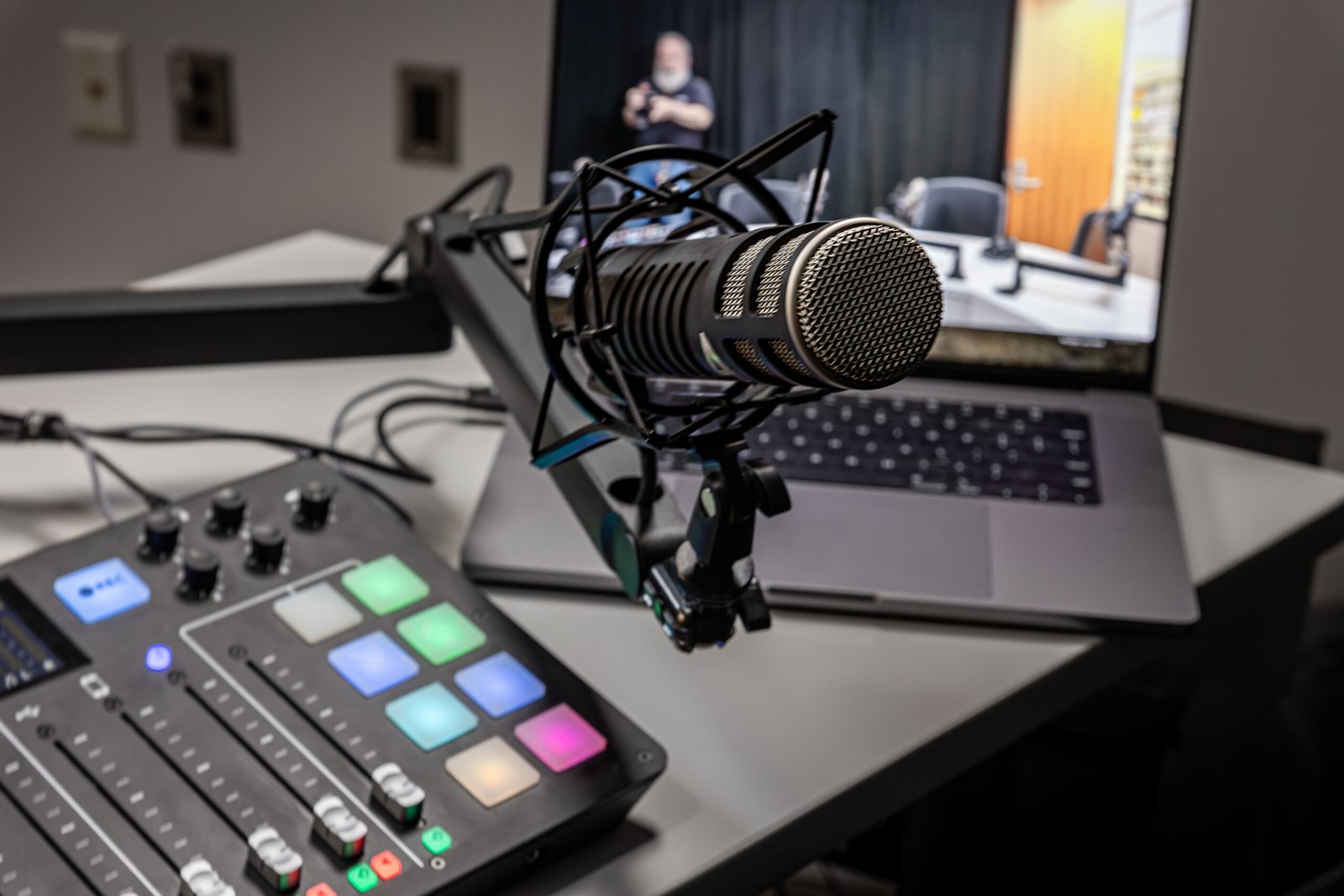 Podcast Engineer